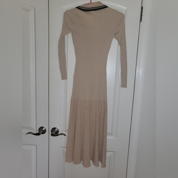 10. NWT SANDRO ALEXANDRINE KNIT DRESS SIZE 34 / US XS - Picture 6 of 9